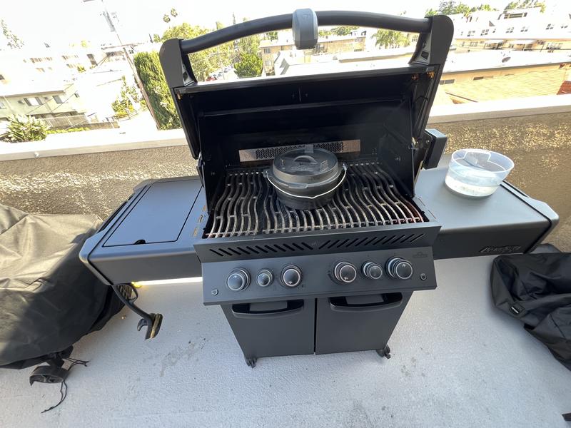 Cast Iron Dutch Oven 4.5qt - 56062 | Napoleon