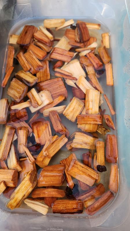 Soaking the chips makes a big difference in staying power