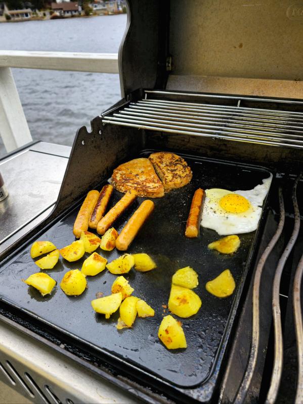 Napoleon Rogue 425 Napoleon Cast Iron Griddle Bbq Accessories