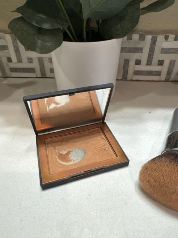 Customer photo for "NARS LAGUNA BRONZER"