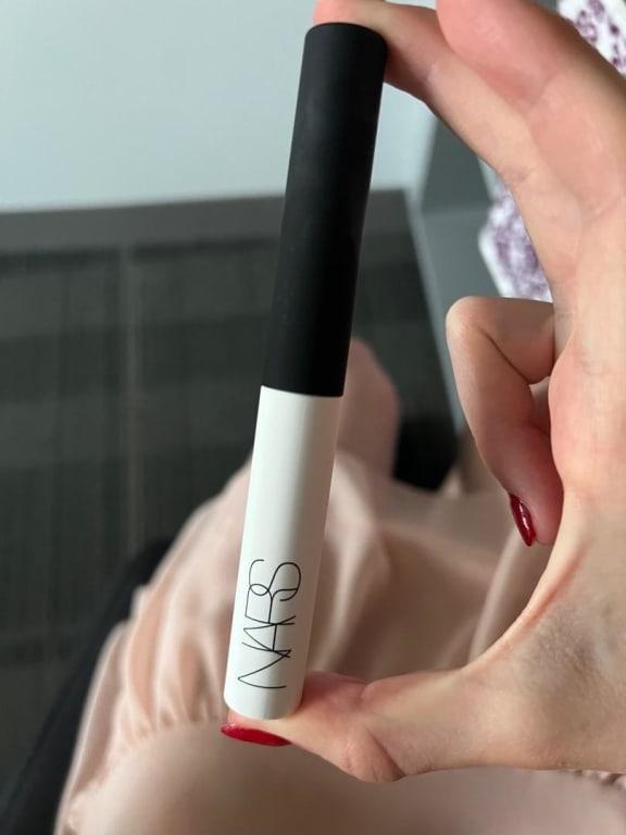 Customer photo for "Prevents smudging"