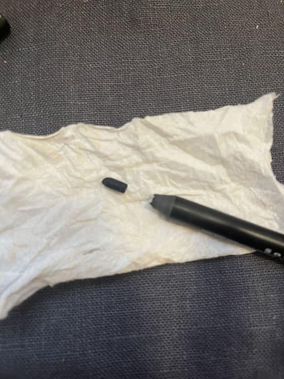 Customer photo for "Easy breakage"