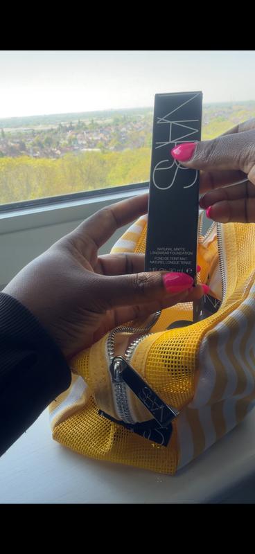 Customer photo for "Amazing longerwear foundation😍"