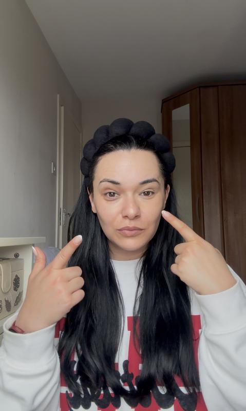 Customer carousel item 12.