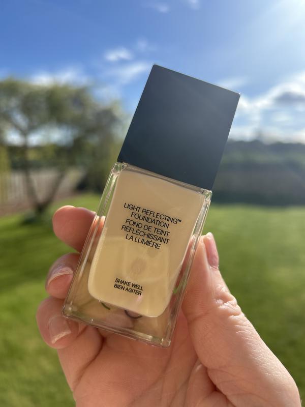 Customer carousel item 1.