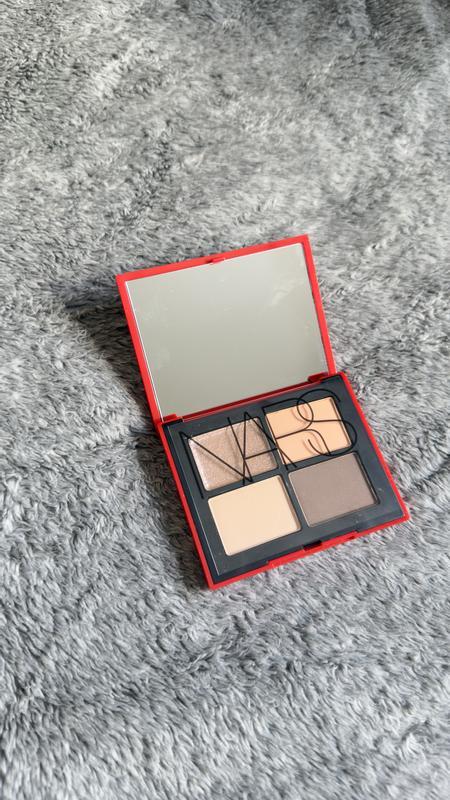 Customer photo for "I found the perfect eye shaz"