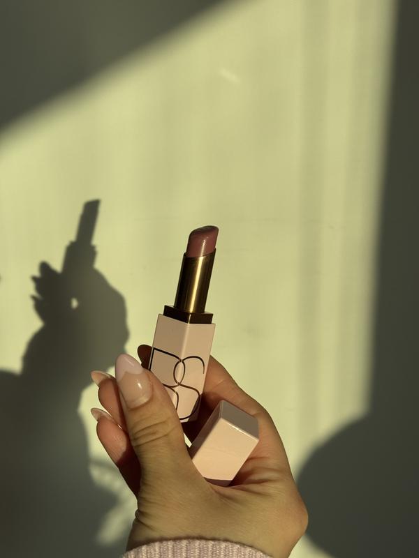 Customer carousel item 1.