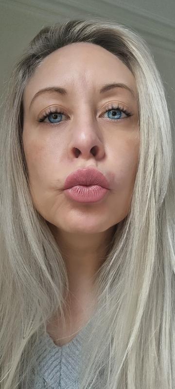 Sorry for the dodgy face pulling!!