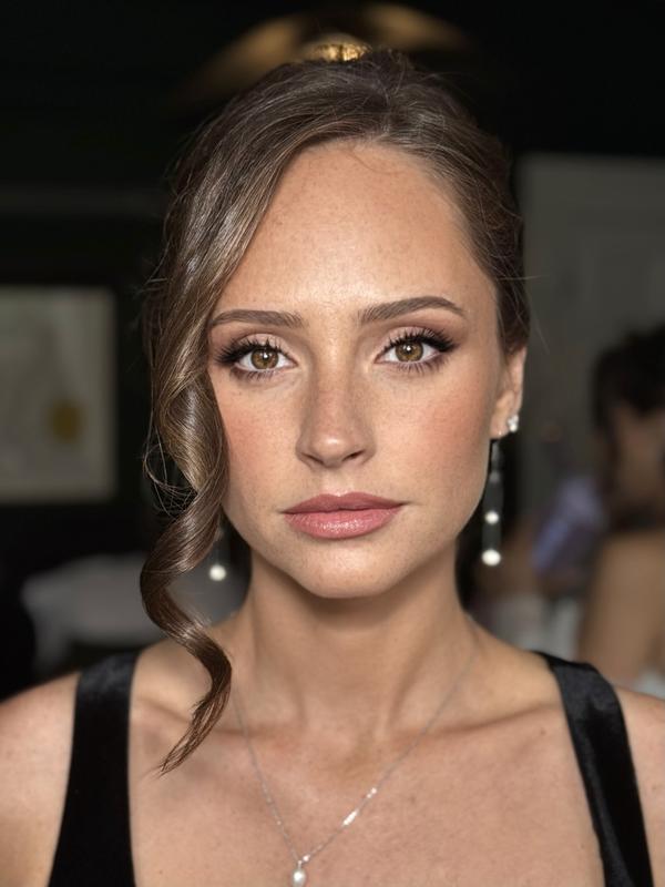 Nars light reflecting foundation shade Deville