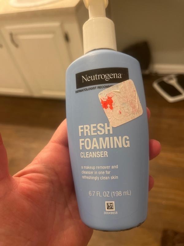 Reusable Gentle Foaming Facial Cleanser Starter Kit | NEUTROGENA®