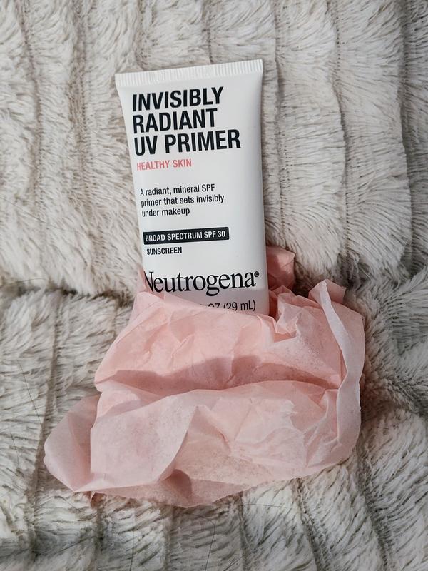 Neutrogena Healthy Skin Invisibly Radiant SPF 30 Face Primer, 1 fl. oz