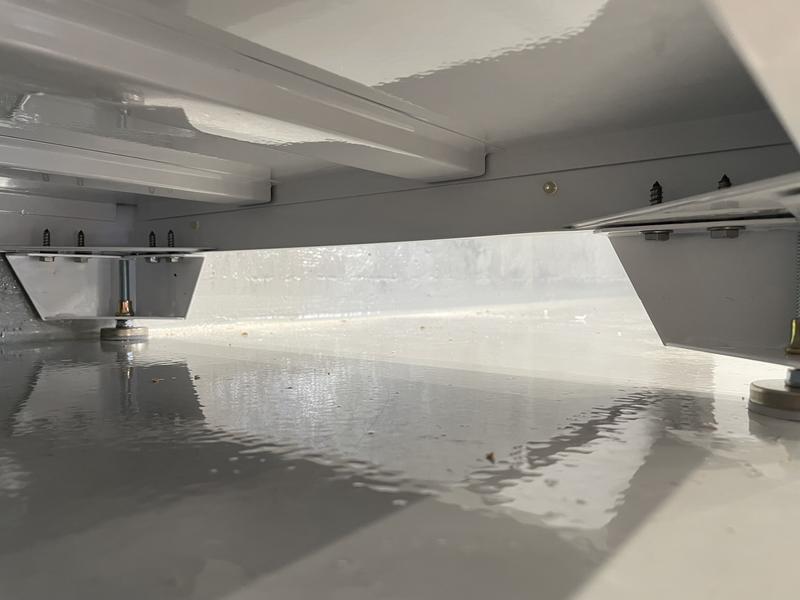 Hex sheet metal screws instead of the Philips type