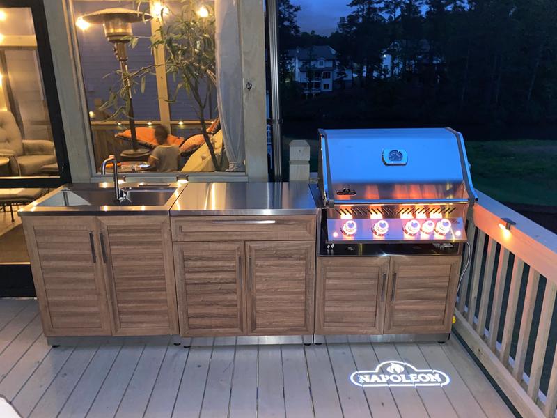 Outdoor Kitchen Kits: A Deep Dive on The 4 Types, Plus Pros & Cons