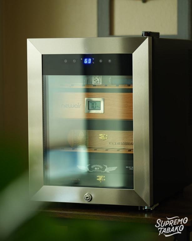 Front of the humidor