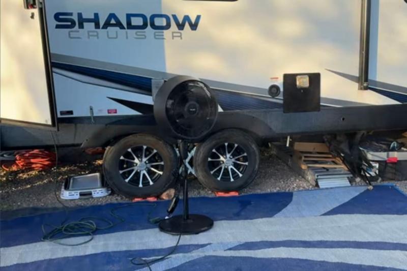 Customer carousel item 9.