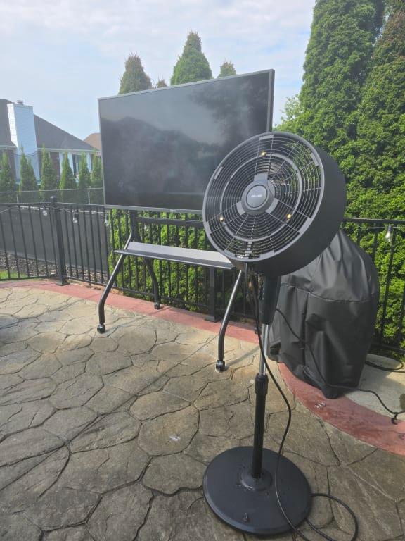 Customer carousel item 4.