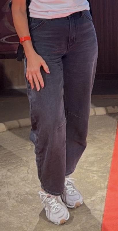 Customer photo for "Great shoes, comfy and stylish"