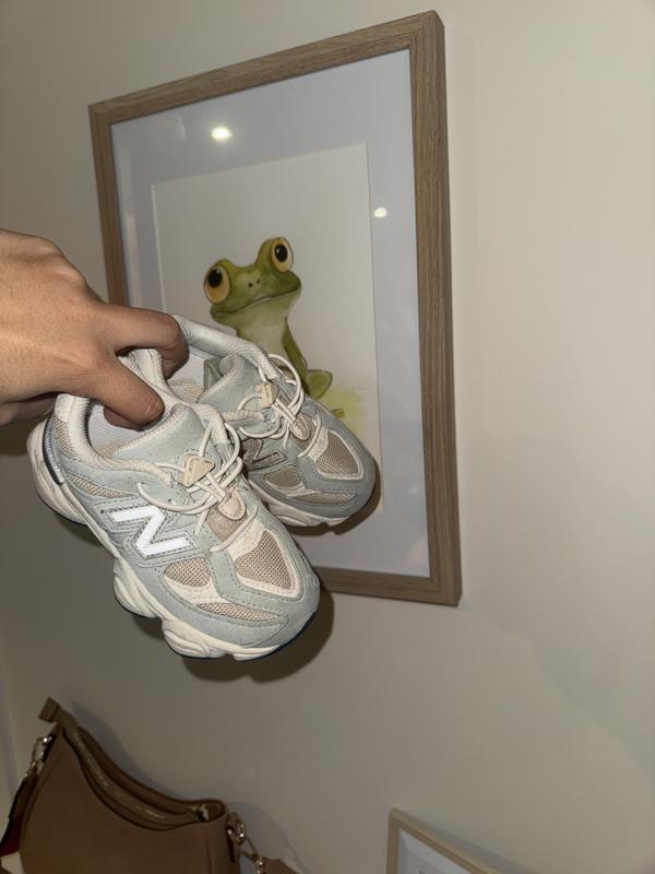 Review Thumbnail Image 0 384693983