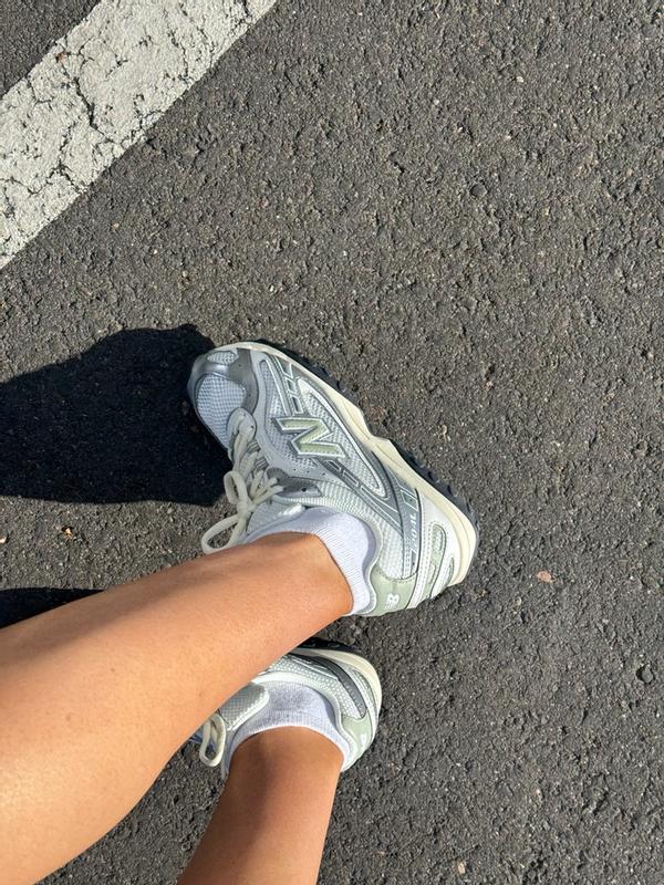 Review Thumbnail Image 0 380003964