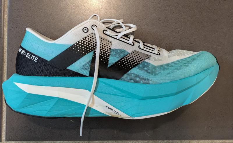 Men's FuelCell SuperComp Elite v4 Running - New Balance Men's FuelCell SuperComp Elite v4 Running - New Balance