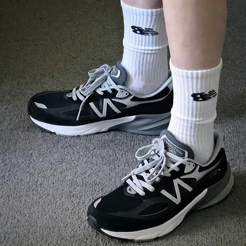 Customer photo for "The most comfortable 990s, but roomy."