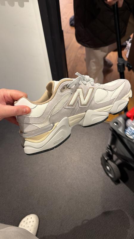 Customer photo for "Comfortable  shoes"