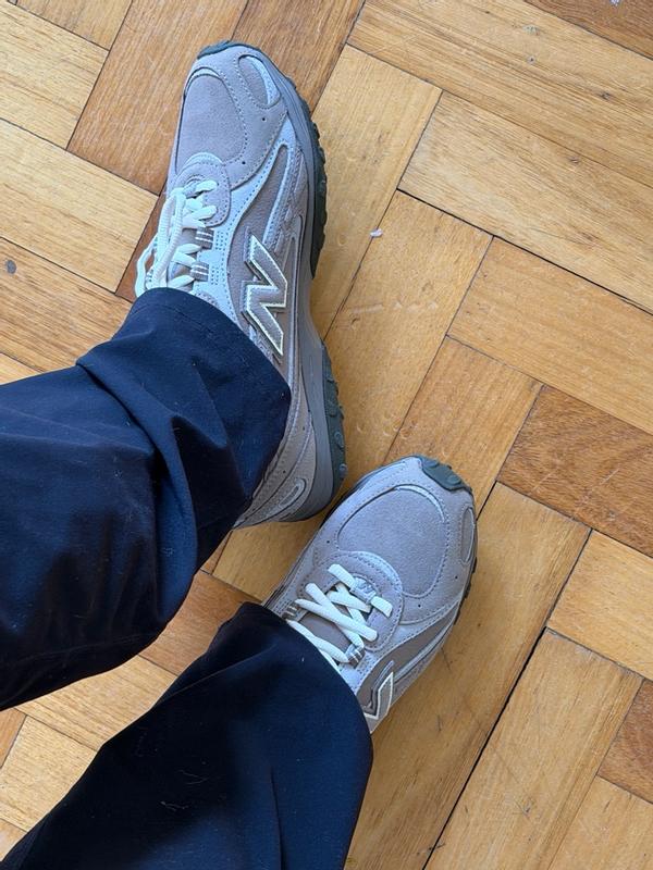 Review Thumbnail Image 1 382909638