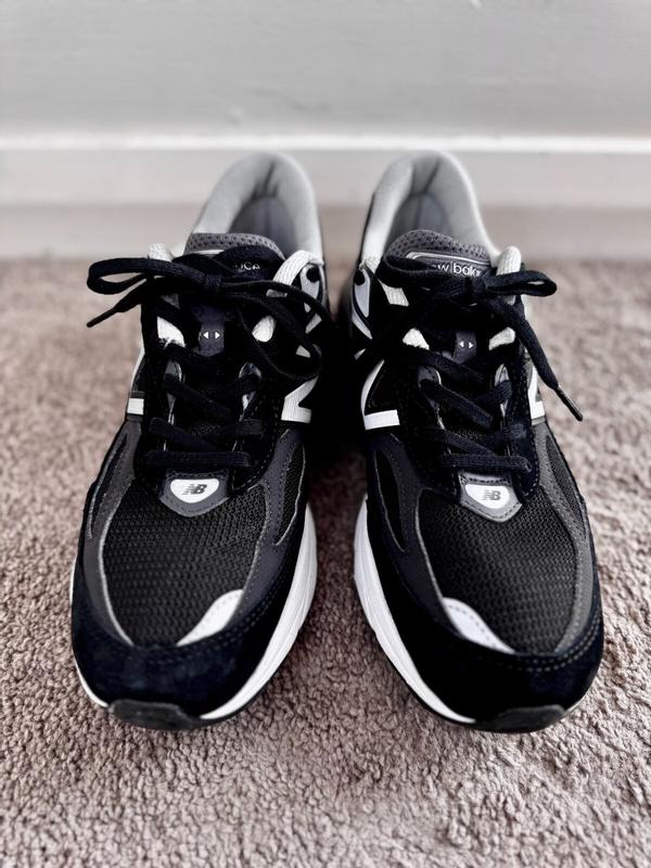 Customer photo for "Comtable and stylish Everyday shoes..............."
