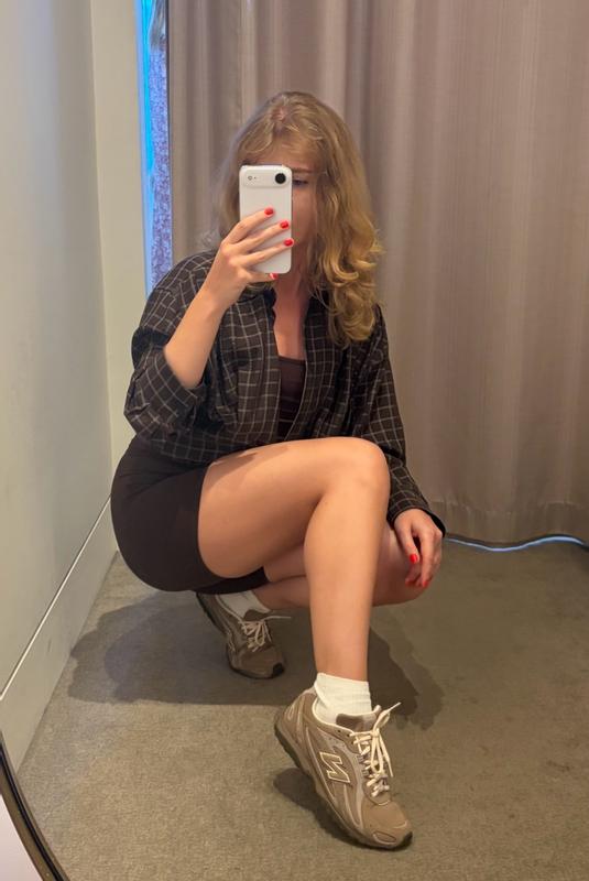 Review Thumbnail Image 1 384911175