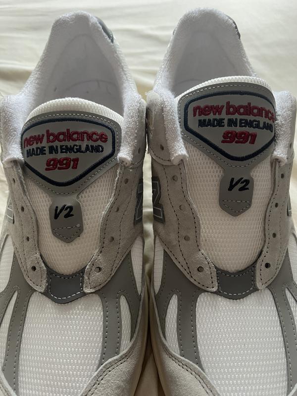 Unisex MADE in UK 991v2 Vintage Sport Shoes - New Balance