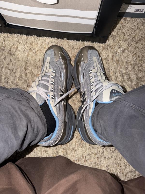 Review Thumbnail Image 1 381797472