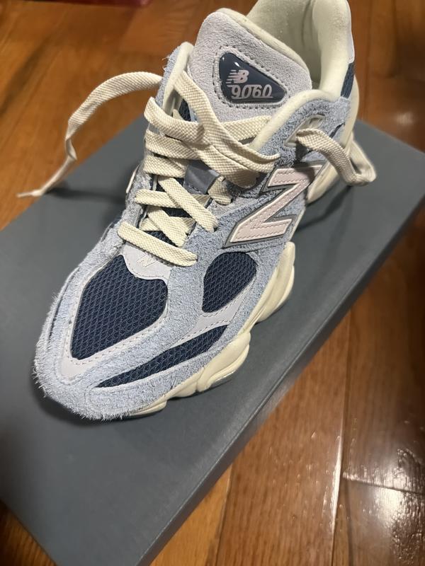 9060 - Joe's New Balance Outlet