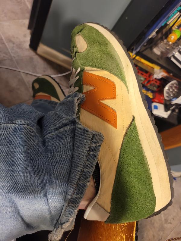 Review Thumbnail Image 0 382976223