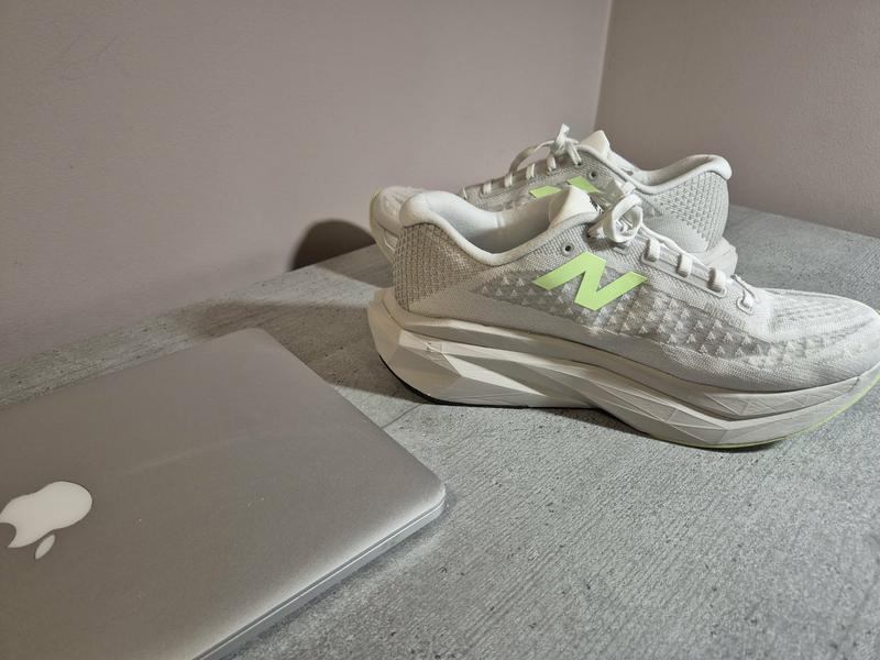 FuelCell SuperComp Trainer v3 - Joe's New Balance Outlet