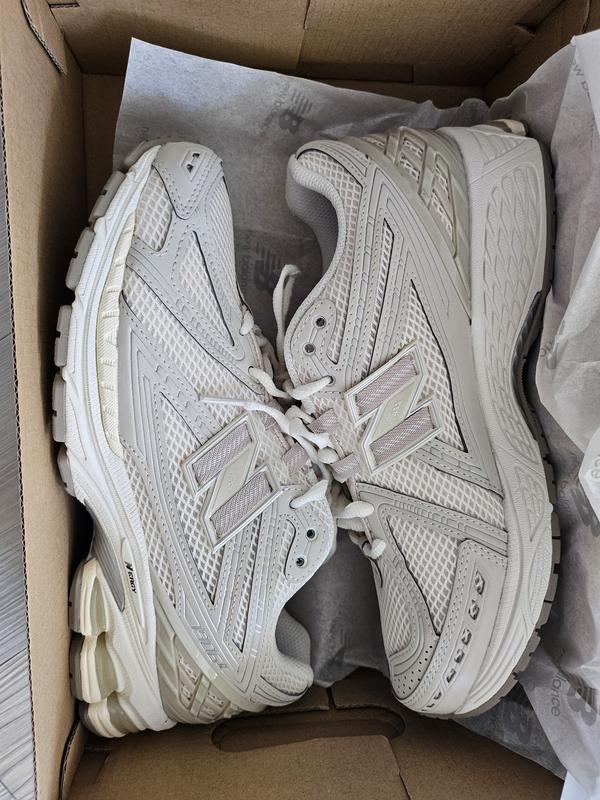 Review Thumbnail Image 0 383519120