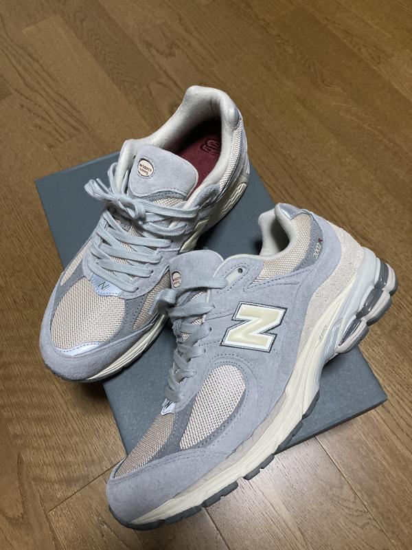 ほぼ新品　ニューバランス　2002ROグレー スニーカー　23.5 楽天市場】New Balance ニューバランス スニーカー GRAY