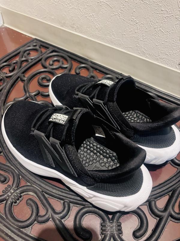 NB公式アウトレット】 Fresh Foam RCVRY SPT v4