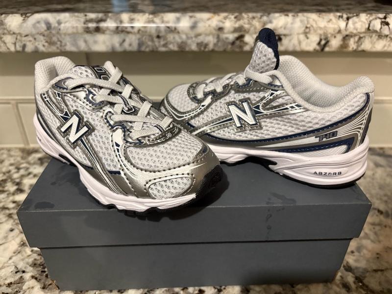 NBTページ New Balance 740 