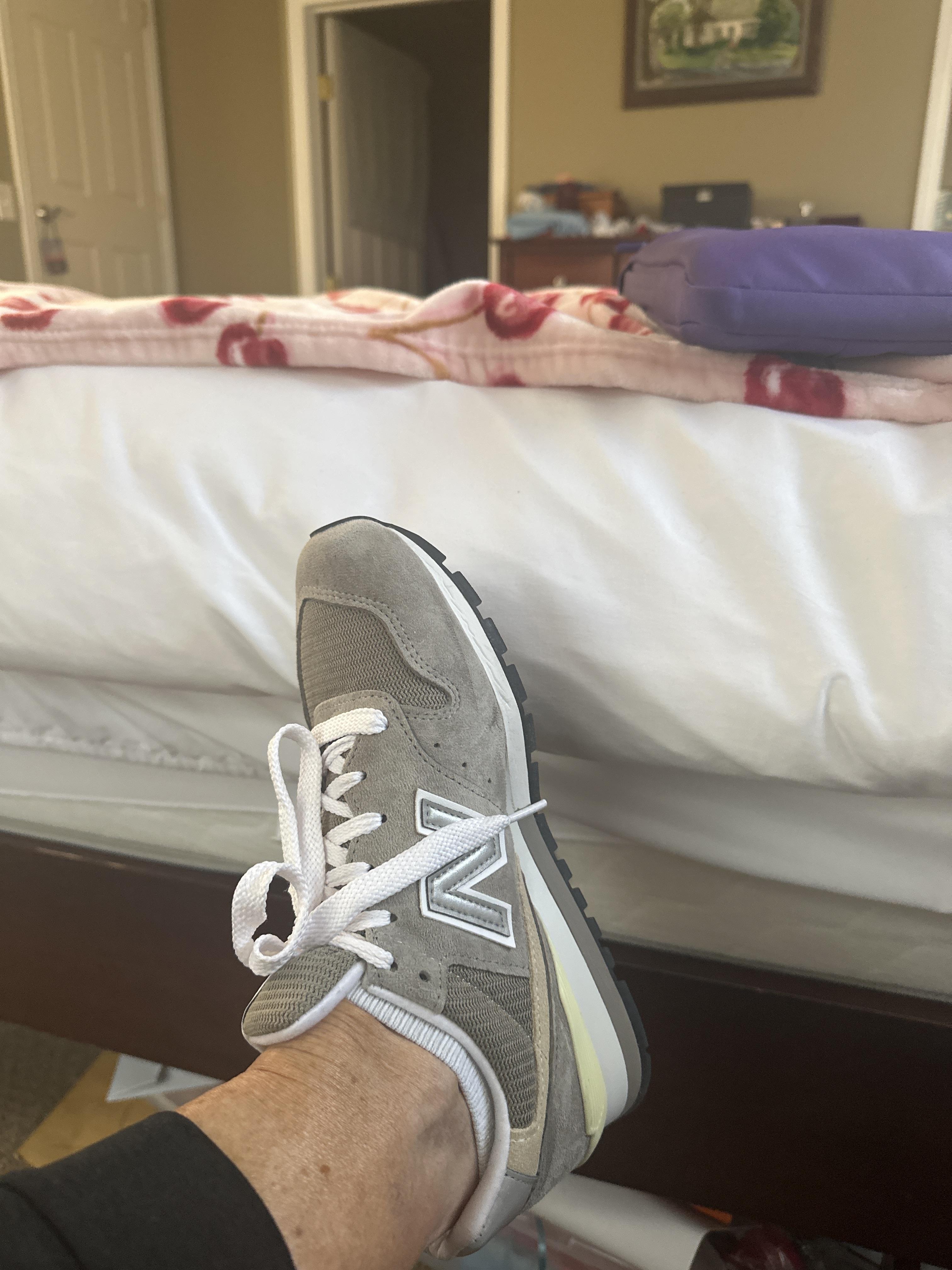 New Balance Unisex Bb550 In White | Oprah Daily Shop