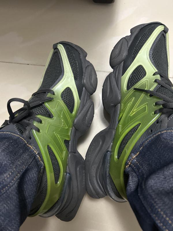 スマイルページ Kawasaki Ninja ZX6, ZX600 Repair Manual 1990-2004