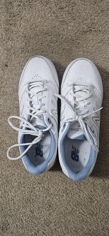 Customer photo for "LOVE New Balence Shoes"