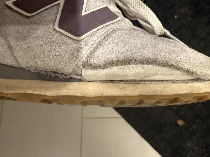 Customer photo for "Falling apart"