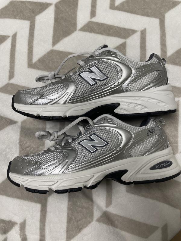 530 Mesh Sneakers in Silver - New Balance
