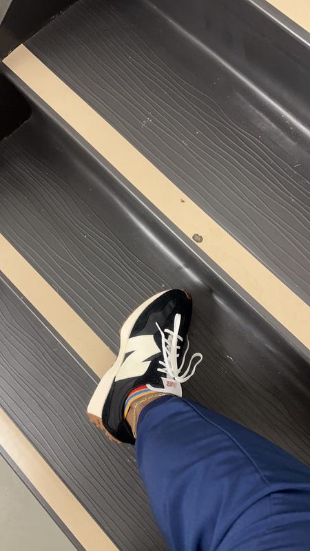 327 - New Balance