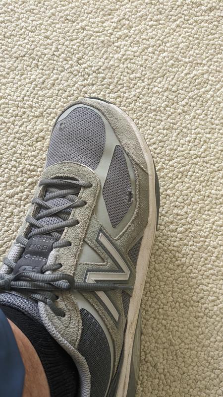 Customer photo for "Bad Materials Used"