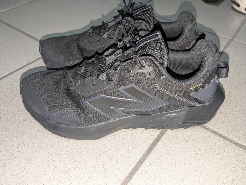 DynaSoft Nitrel v6 Gore Tex ® New Balance Men's DynaSoft Nitrel V6 Trail Running Shoe