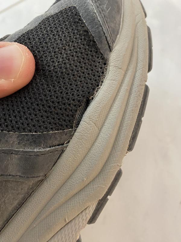 Customer photo for "Cushioned Comfort but Quality Quandaries"