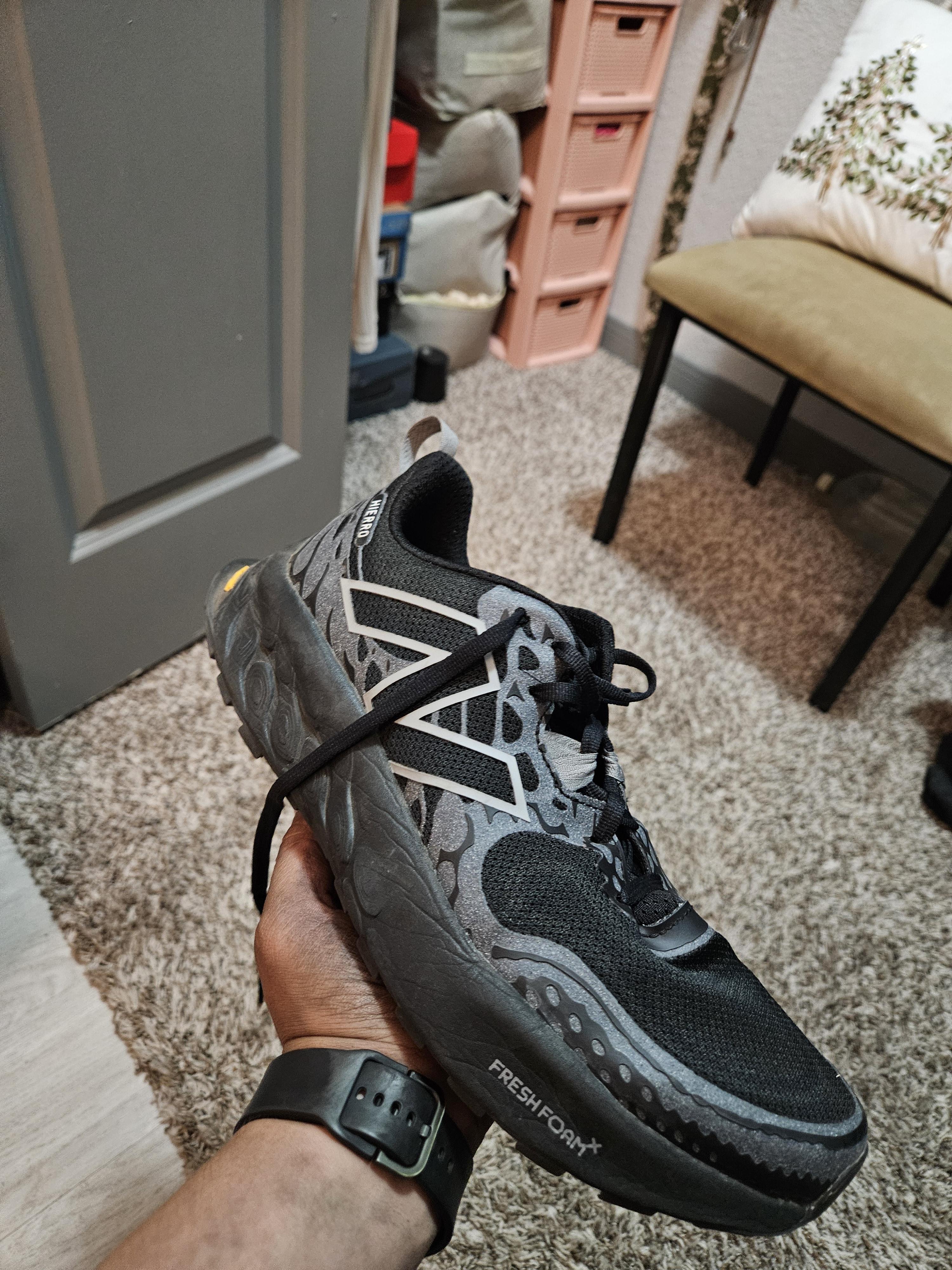 New Balance Men's Fresh Foam X Hierro v8 Trail Running Shoes