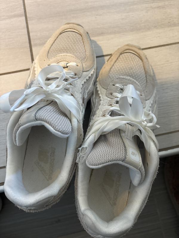 Customer photo for "horrible quality"