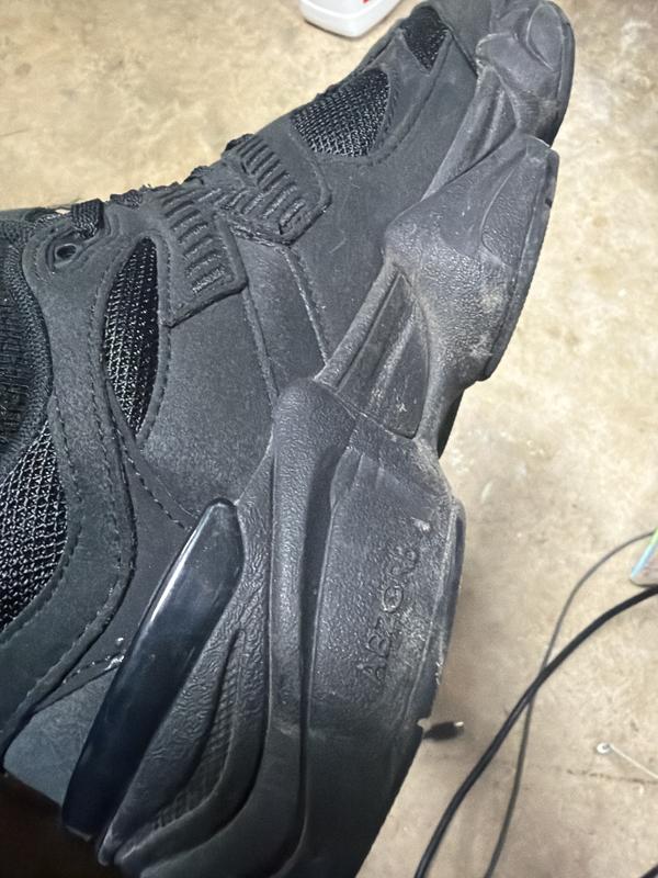 Customer photo for "Excellent shoes"